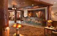 Lobby 2 Stoney Creek Hotel La Crosse - Onalaska