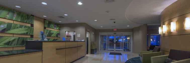 Lobby SpringHill Suites by Marriott Boston Devens Common Center