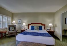 Phòng ngủ 6 La Avenida Inn