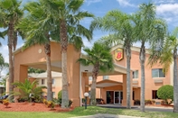 Exterior Super 8 by Wyndham Daytona Beach