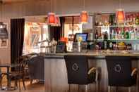 Bar, Cafe and Lounge Chalet Hôtel La Marmotte