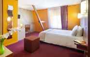 Kamar Tidur 3 Brit Hotel Chinon le Lion d'Or