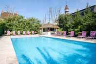 Swimming Pool Auberge du Bon Laboureur