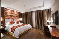 Bedroom Redwall Hotel