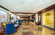 Lobi 3 Redwall Hotel