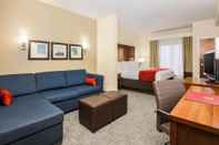 Ruang Umum Comfort Suites DFW North/Grapevine