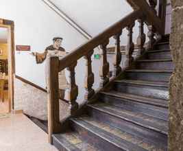 Lobby 4 Logis Hotel Central Montargis