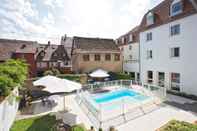 Swimming Pool Hotel L'Ours De Mutzig