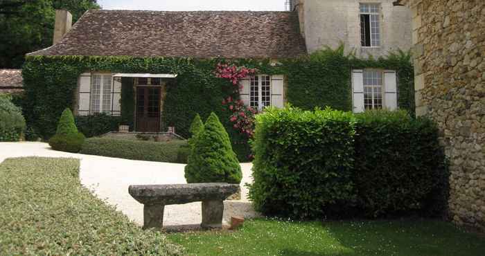 Bên ngoài Manoir du Grand Vignoble