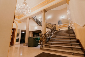 Lobby 4 Tisza Hotel