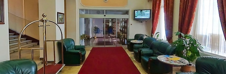 Lobby Tisza Hotel