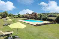 Swimming Pool Hôtel & Spa Château de La Côte