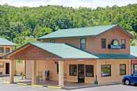 Exterior Days Inn by Wyndham Cherokee Near Casino