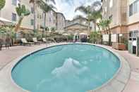 Kolam Renang Homewood Suites by Hilton San Diego-Del Mar