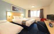 Bedroom 2 Travelodge Manchester Ancoats Hotel