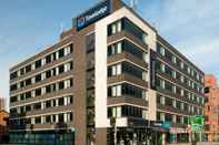 ภายนอกอาคาร Travelodge Manchester Ancoats Hotel