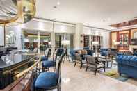 Bar, Cafe and Lounge Eurostars Gran Hotel Santiago