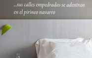 Kamar Tidur 7 Hotel ibis Styles Pamplona Noain