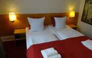 Bedroom 4 City Hotel Nebo