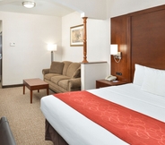 Bedroom 3 Comfort Suites Redlands