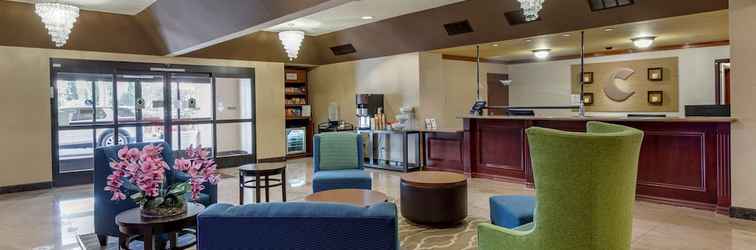 Lobby Comfort Suites Redlands