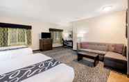 Bedroom 3 La Quinta Inn by Wyndham Livermore