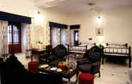 Kamar Tidur 6 The Laxmi Niwas Palace