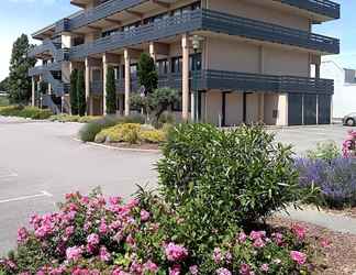 Exterior 2 Kyriad Carcassonne Aéroport