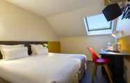 Bedroom 3 Comfort Hotel Lille Lomme