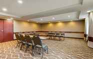 Dewan Majlis 7 Comfort Inn & Suites