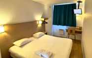 Bedroom 7 Cyan Hotel Roissy Villepinte Parc Des Expositions