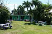 Common Space Coconut Cay Resort & Marina