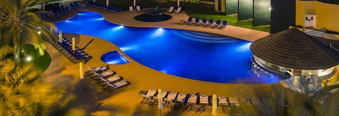 Swimming Pool Golden Tulip Al Jazira Hotel