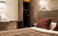 Bedroom 4 Hotel Acadie Les Ulis