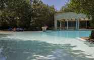 Swimming Pool 2 Country Hotel Mandra Edera