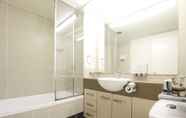 In-room Bathroom 4 Caloundra Central Apartment Hotel