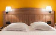 Bedroom 6 Comfort Hotel Grenoble Meylan