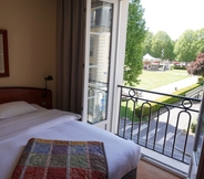 Bedroom 5 Best Western Royal Hotel Caen