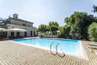 Swimming Pool Hotel Dogana