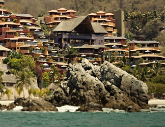 Exterior 2 Embarc Zihuatanejo