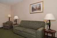 Ruang Umum Comfort Inn East Windsor - Springfield