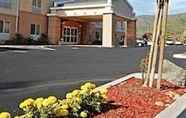 Exterior 2 Fairfield Inn & Suites by Marriott Ukiah - Mendocino County