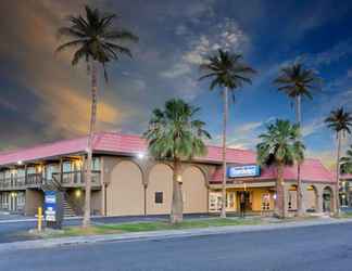 Exterior 2 Travelodge by Wyndham El Centro