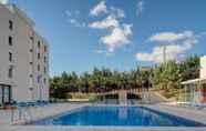 Swimming Pool 3 VIP Executive Santa Iria Hotel