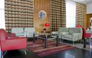 Lobby 6 VIP Executive Santa Iria Hotel