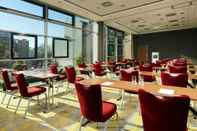 Functional Hall Courtyard by Marriott Berlin City Center