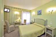 Bilik Tidur Hotel Le Quercy