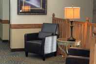 Lobi AmericInn by Wyndham Kewanee