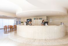 로비 2 Zafiro Palmanova