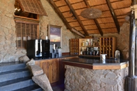 Bar, Cafe and Lounge Tshukudu Bush Lodge